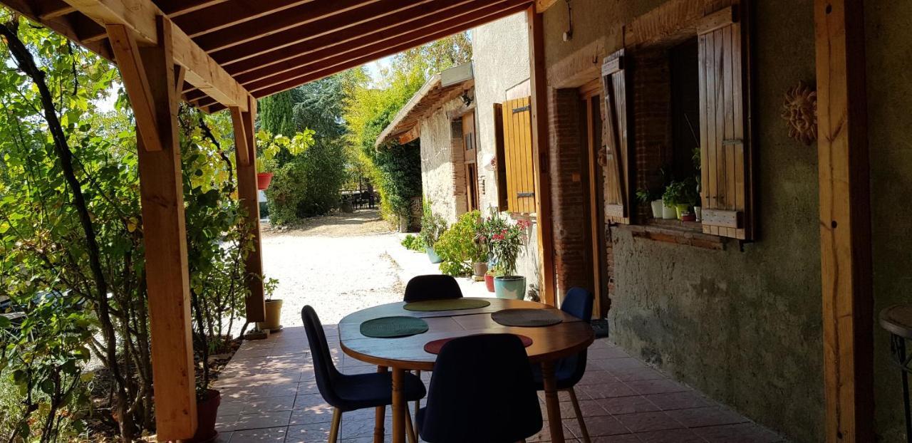 Bed and Breakfast La Parenthèse du Crieu-ValFred La Tour-du-Crieu Esterno foto